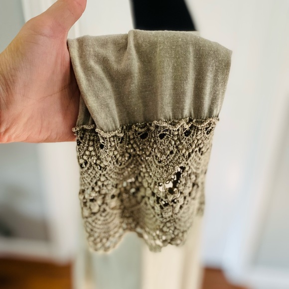 Hippie Military Cold Shoulder Top - Picture 4 of 5